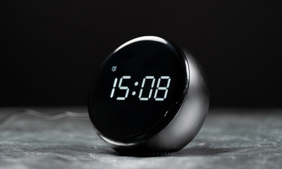 还能哄人睡觉！小度语音智能闹钟上线 AI+时间管理助力睡眠闹钟